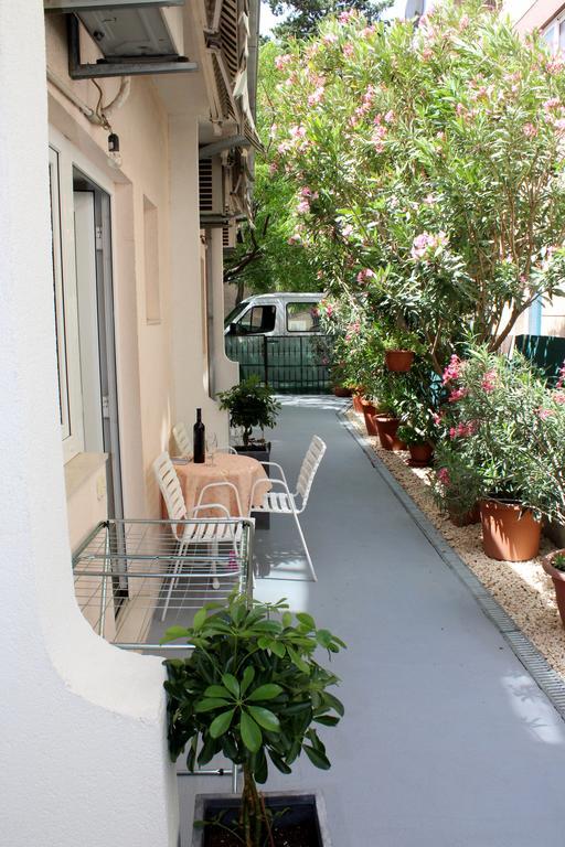 Apartments Petric Makarska Eksteriør bilde
